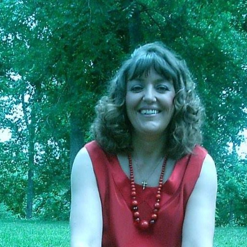 Lisa Vandiver author portrait