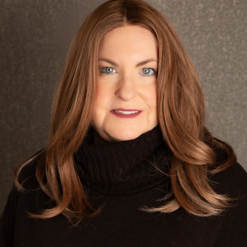 Carly Black author portrait